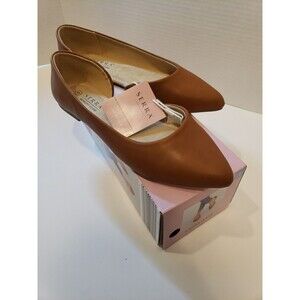 Serra Ladies Side-Cut Flats Light Brown Size 8 F New In Box Memory Foam Sole